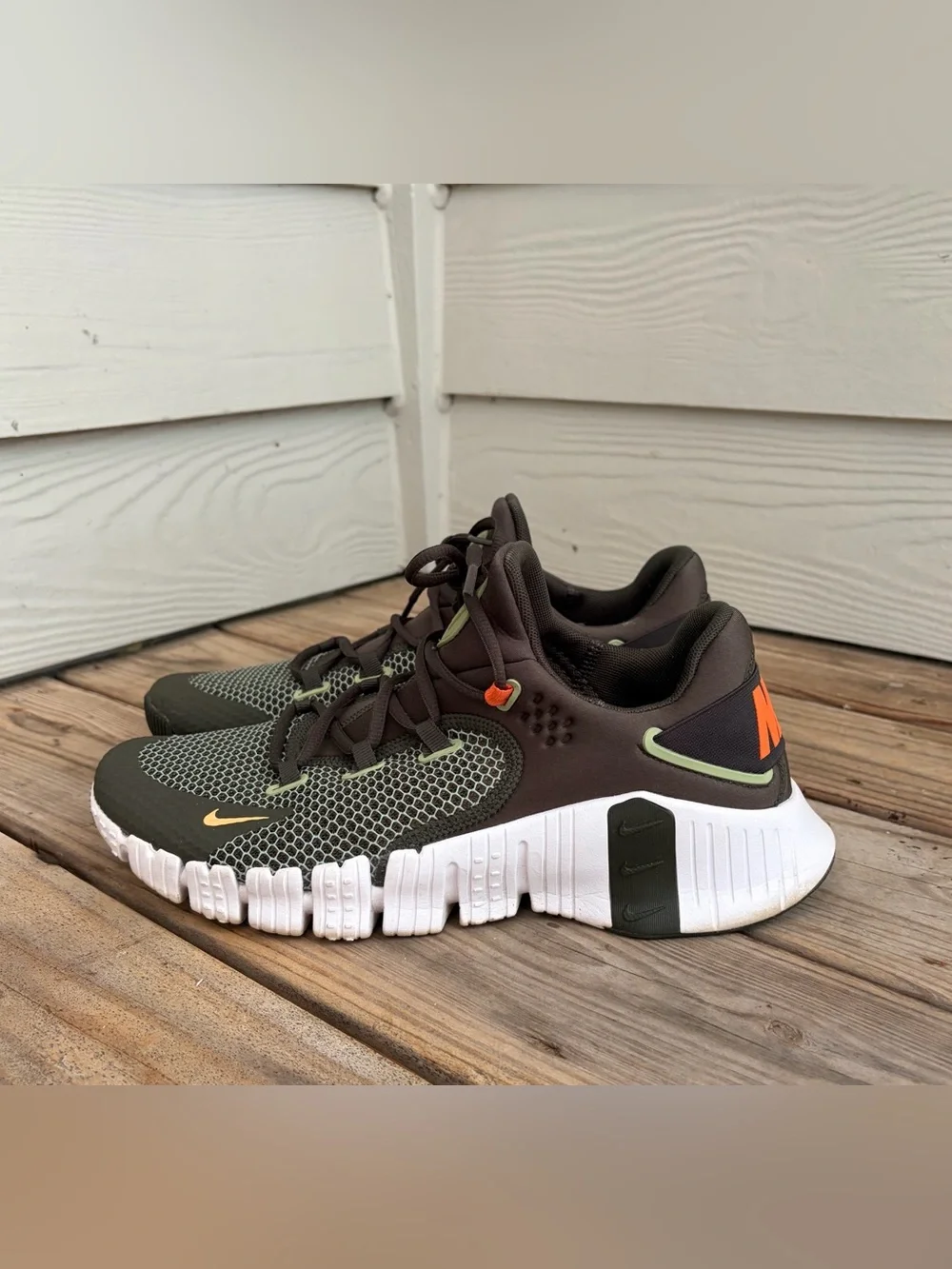 Nike Free Metcon 4 Training Shoes Men’s 10.5 Olive Green Gym Cross Training